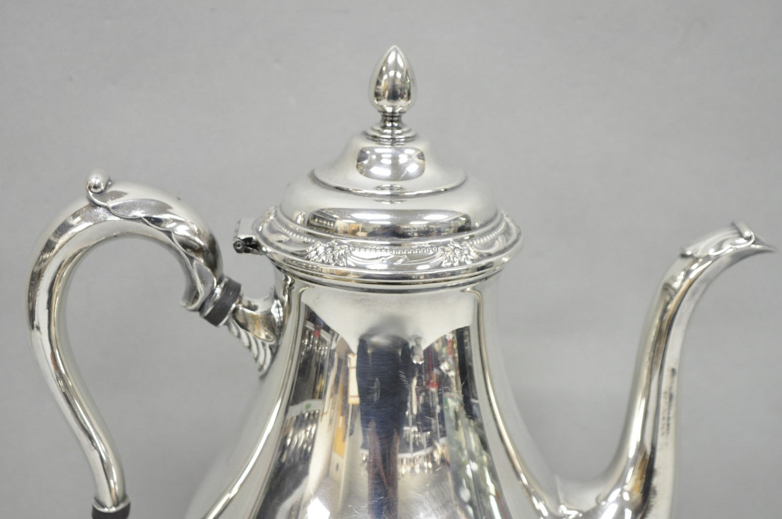 Vintage Rogers Bros. "Remembrance" Silver Plated Victorian Coffee Pot Teapot