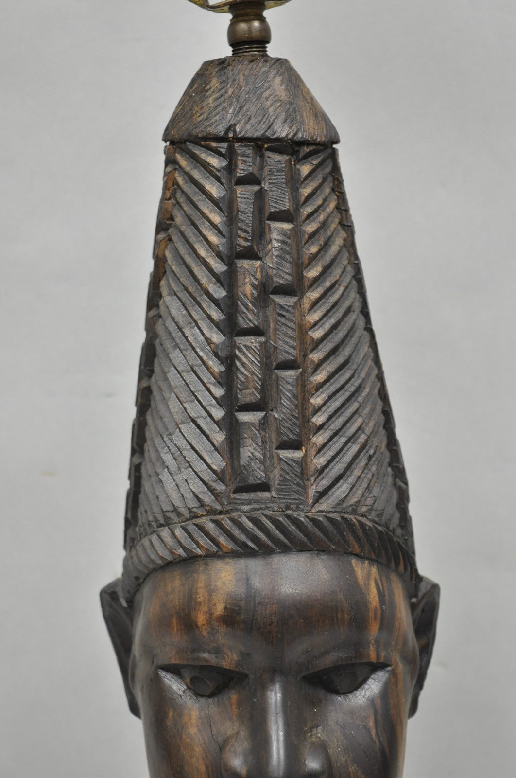 Vintage African Primitive Carved Ebony Wood Benin Bust Head Sculpture Table Lamp
