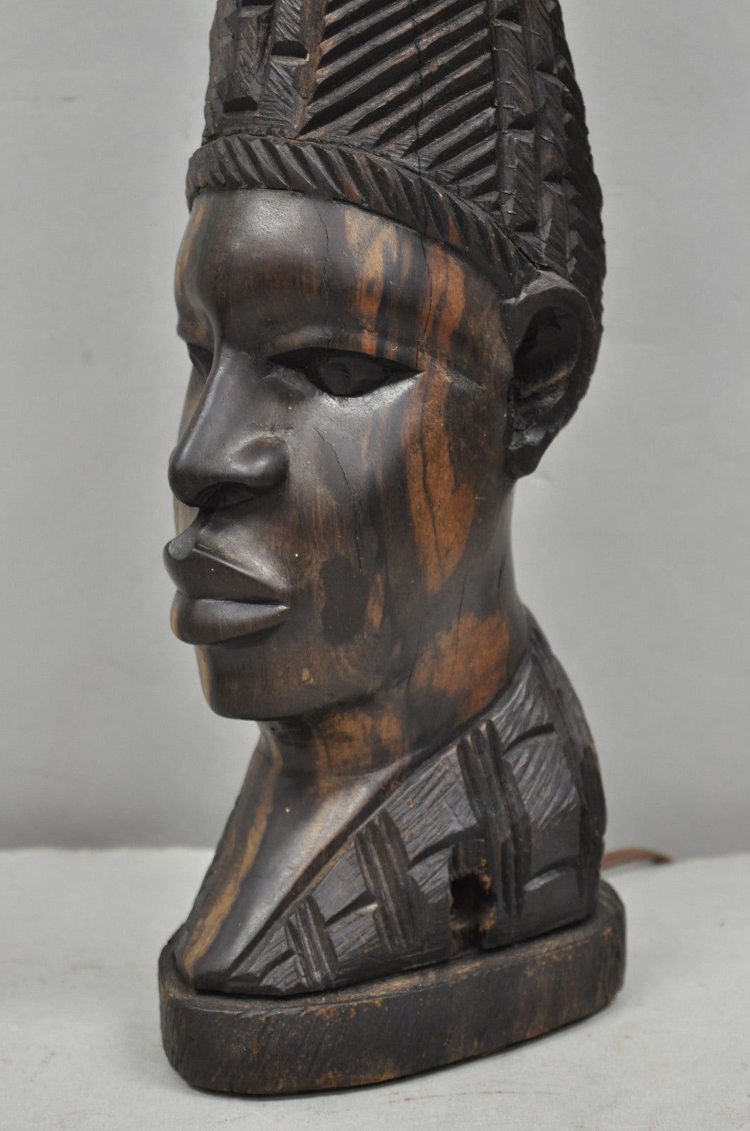 Vintage African Primitive Carved Ebony Wood Benin Bust Head Sculpture Table Lamp
