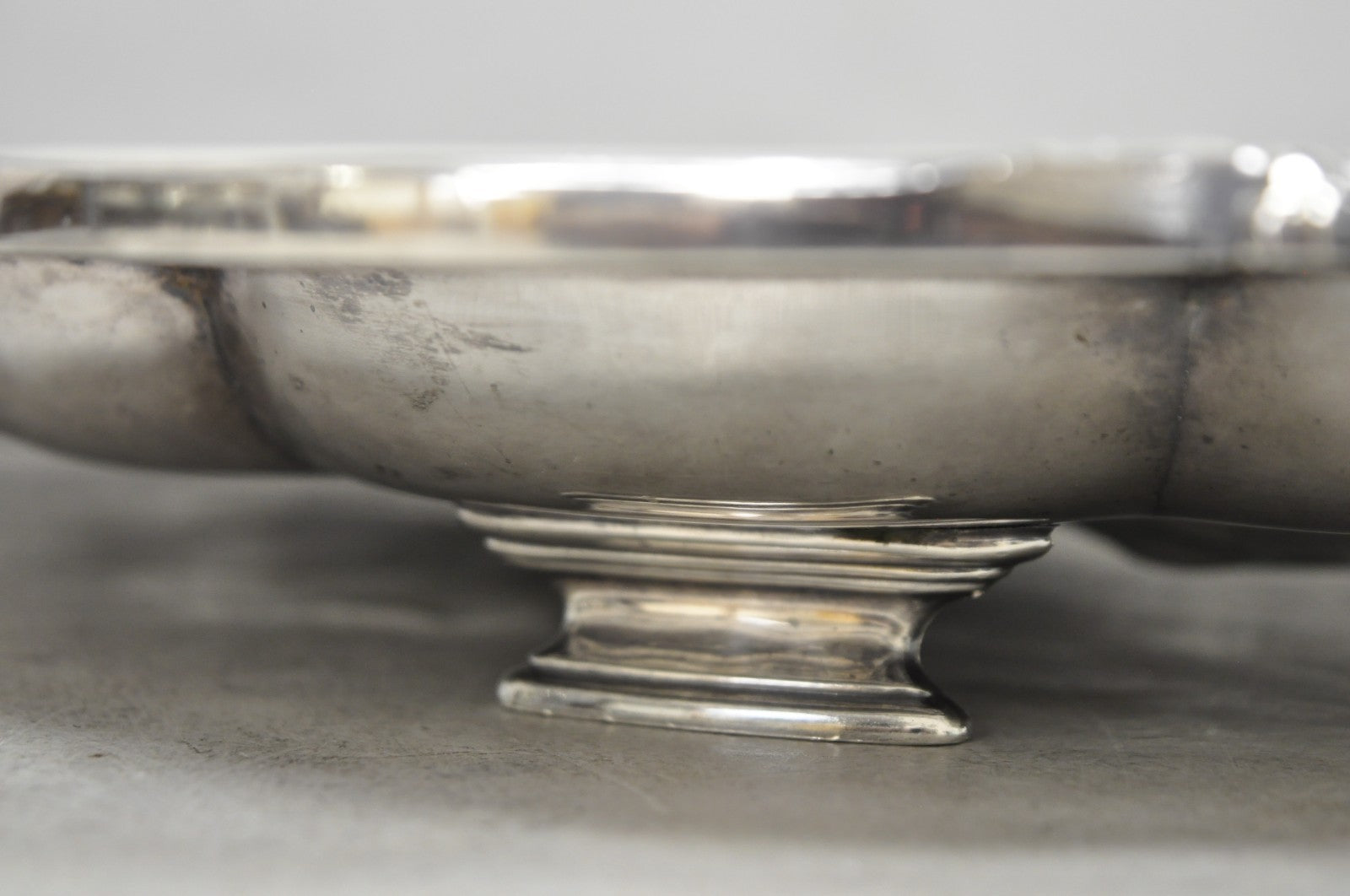 Vintage Silver Plated Scalloped Oval "Stag/Deer" Meat Serving Platter Tray