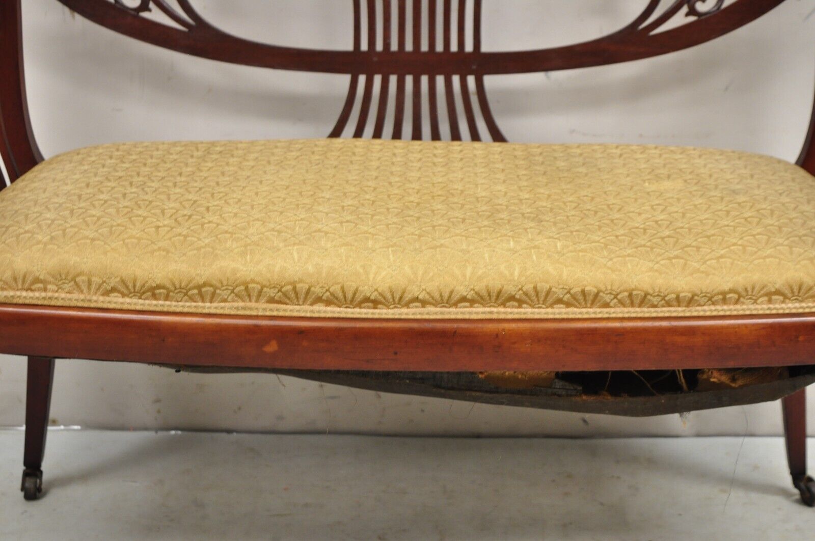 Antique Victorian Mahogany Carve Fretwork Sofa Parlor Bench Settee Loveseat