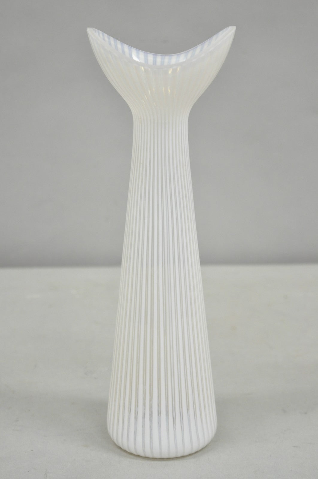 Vintage Uno Westerberg Spectra Pukeberg White Opalescent Glass Ribbed Vase