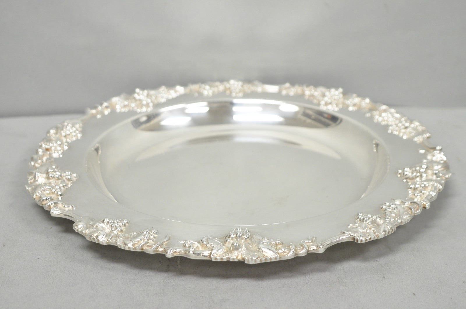 Vintage English Victorian Sheffield Silver Plated Grapevine Repousse 12" Dish