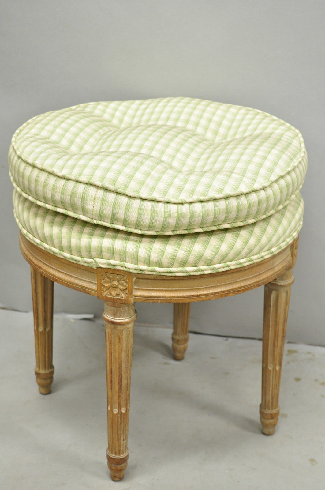 Vintage French Country Louis XVI Style Round Seat Carved Vanity Stool Chair