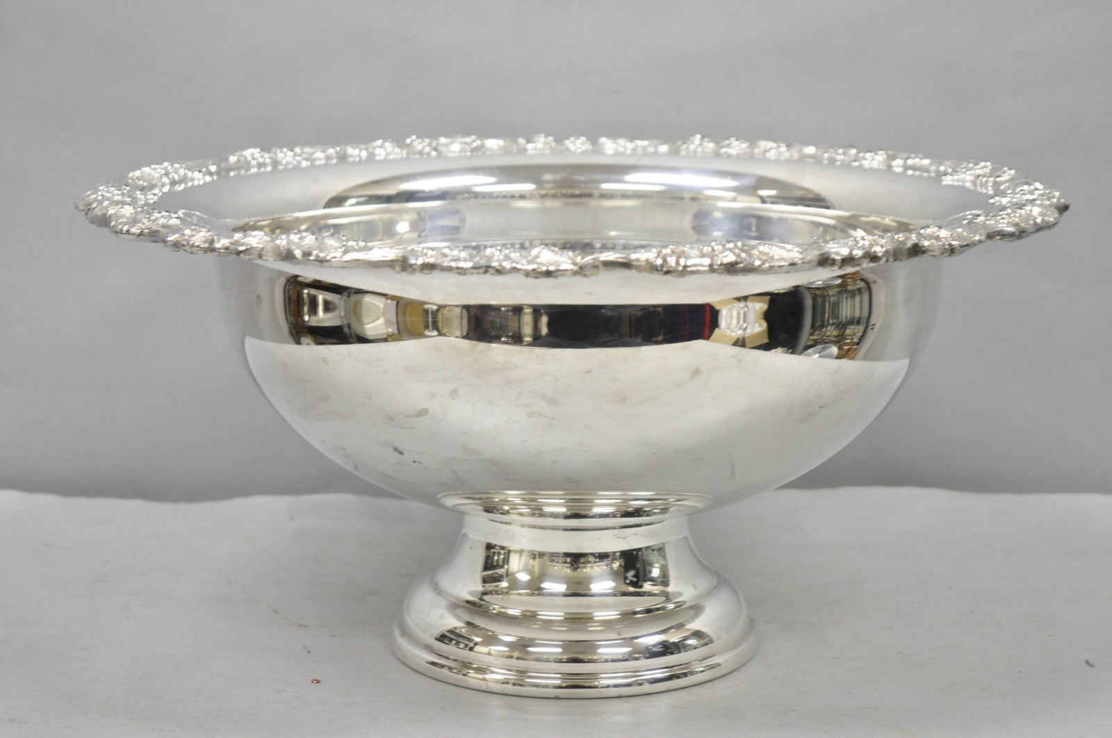 Vintage Victorian Style Grapevine Large Silver Plated Pedestal Punch Bowl