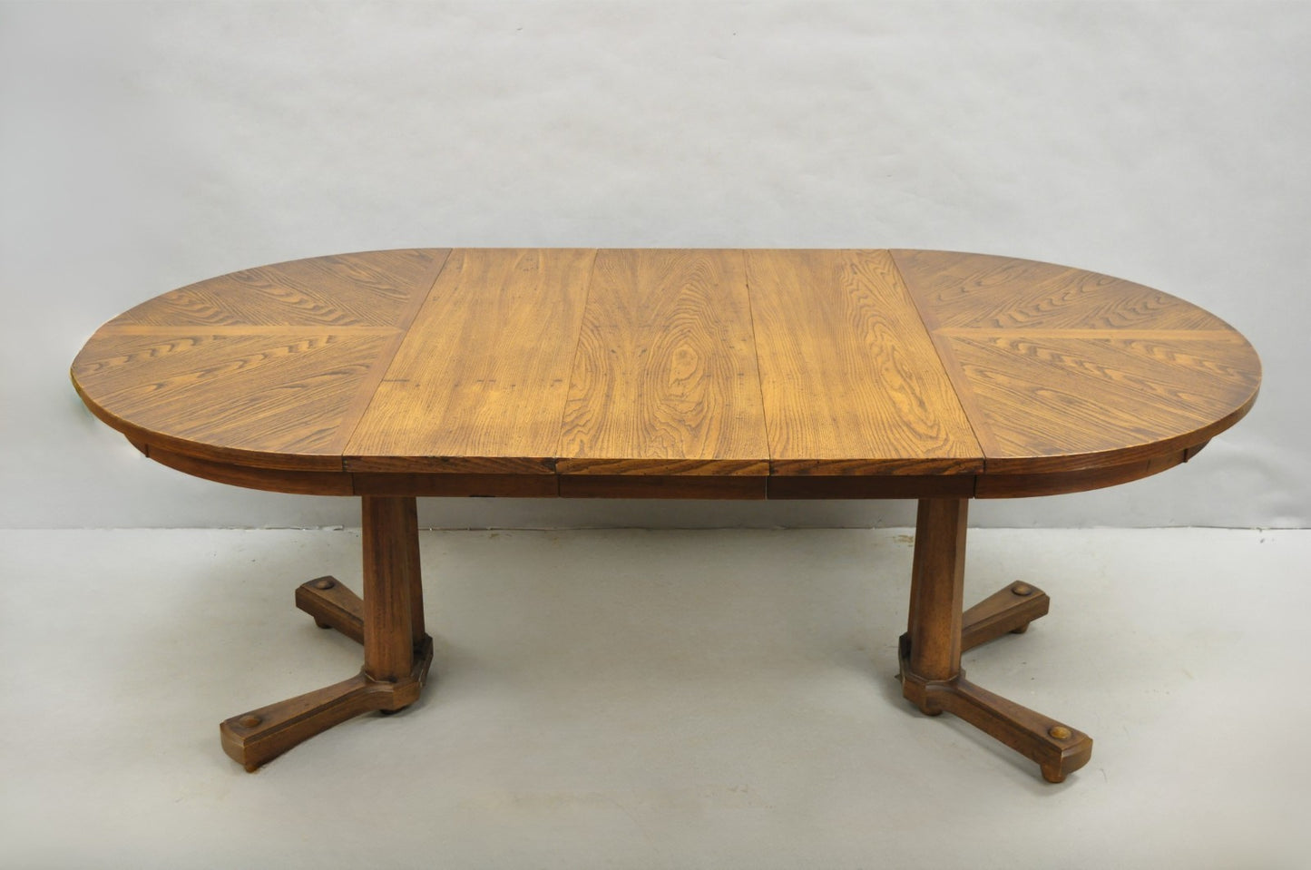 Vintage Mid Century Modern Oak Sunburst Round Extension Pedestal Dining Table