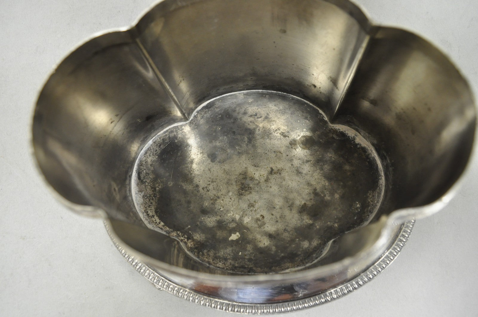 Antique Victorian Silver Plated Etched Footed Hinged Biscuit Barrel Jar on Stand