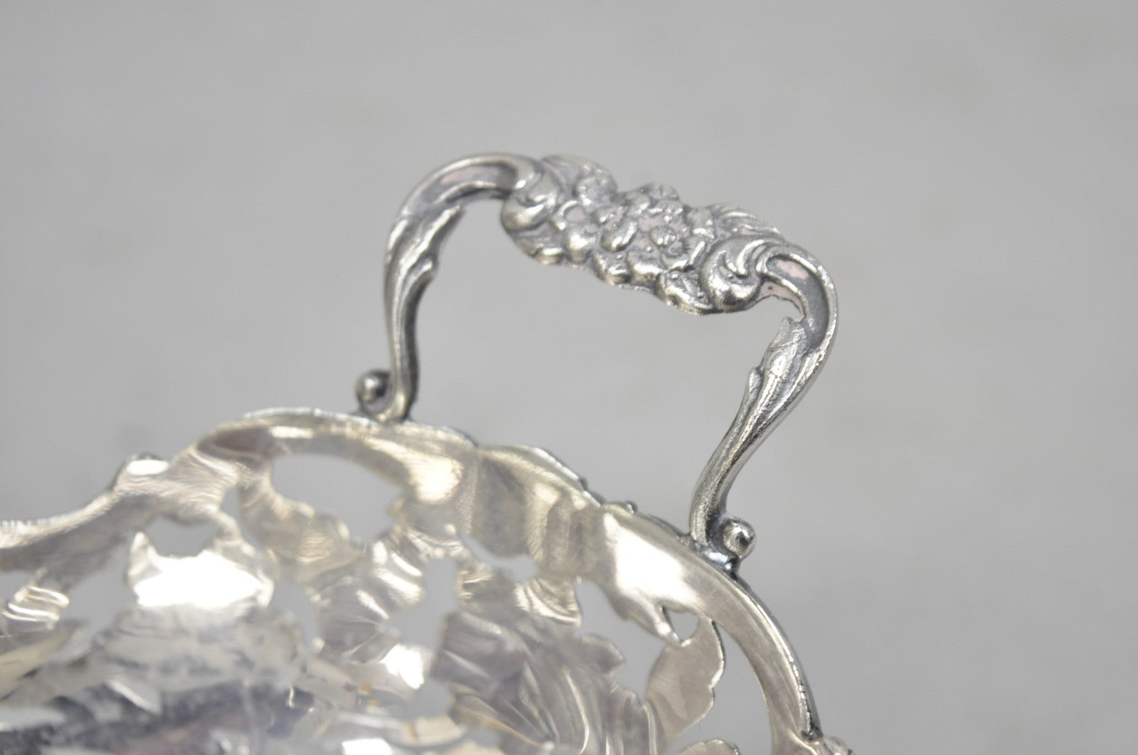 Vintage English Victorian Silver Plated Floral Pierced Small Nut Candy Dish