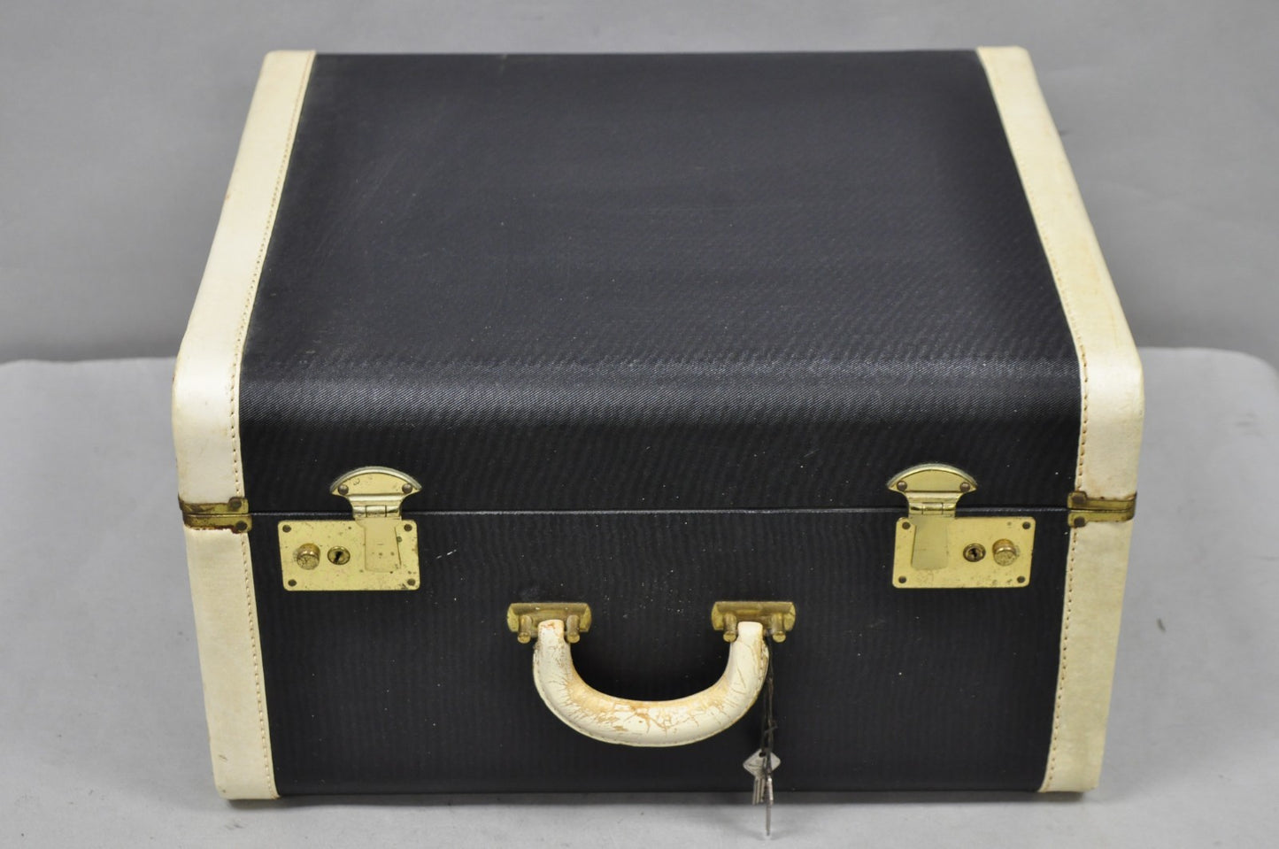 Vintage Art Deco Black & White Hard Case Travel Luggage Suitcase - 2 Pc Set