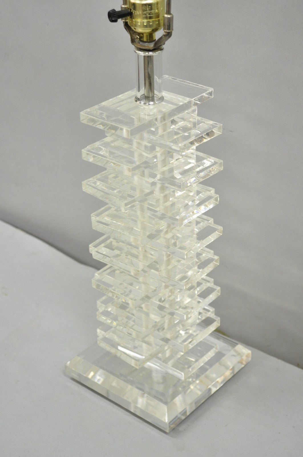Vintage Mid Century Modern Lucite Acrylic Stacked Skyscraper Table Lamp