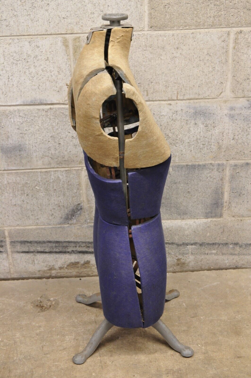 Vintage Hearthside Adjustable Dress Form Mannequin Size A on Iron Stand