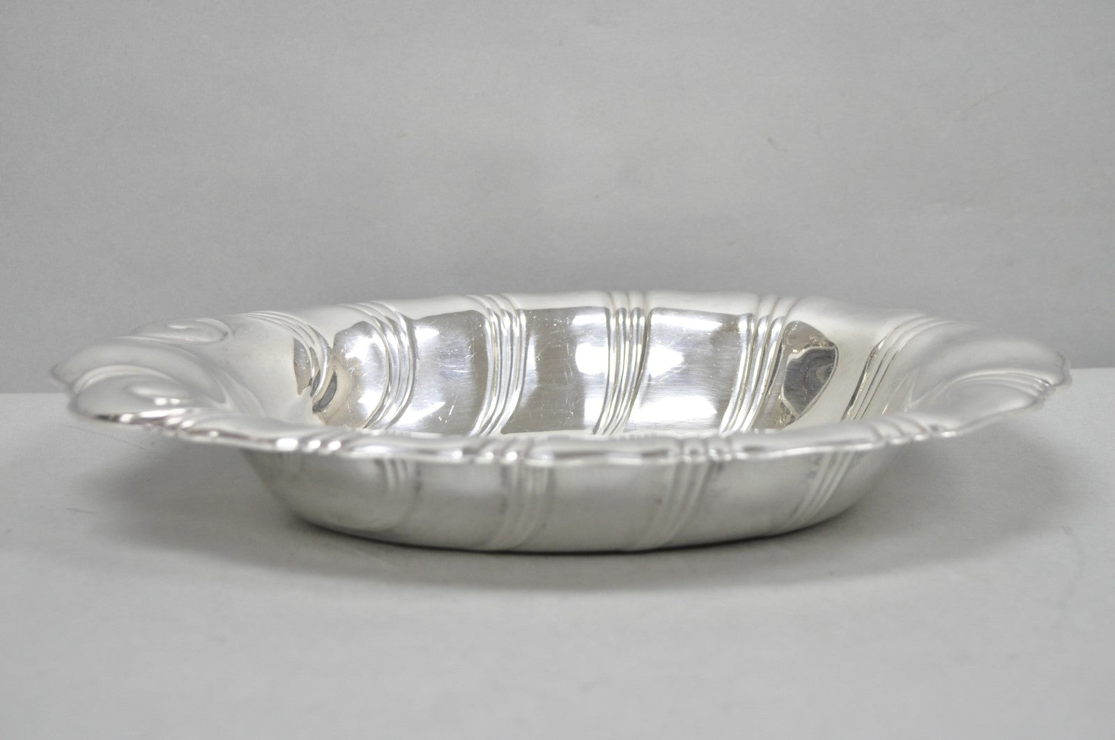Vintage Rogers Bros "Neptune" 9312 Silver Plated Clam Shell Candy Dish Bowl