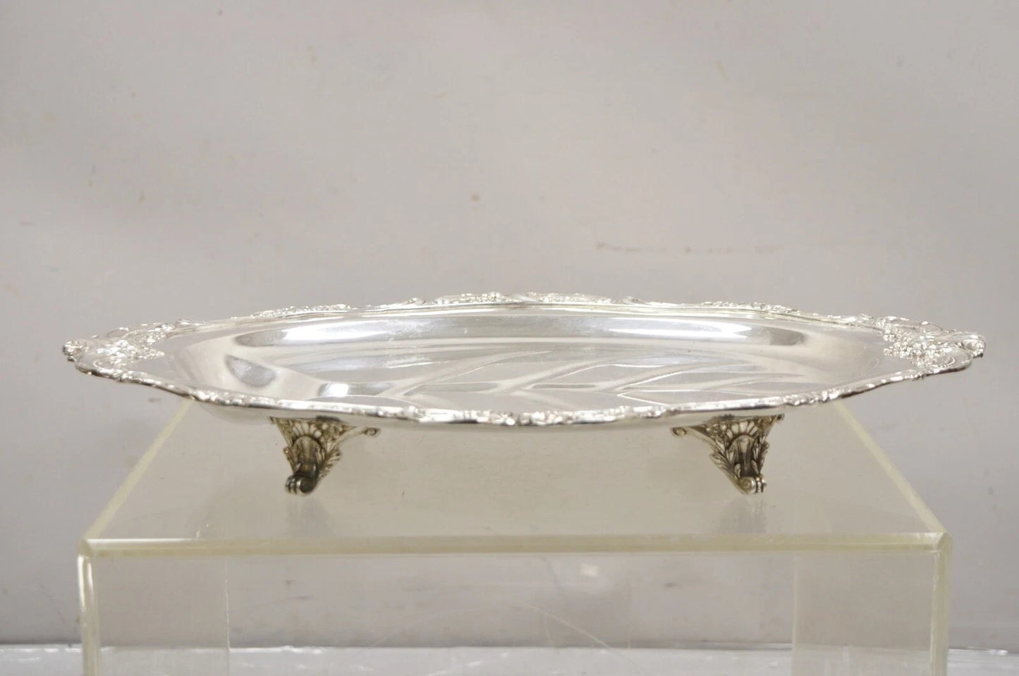 Vintage Baroque by Wallace 259 Silver Plated Meat Cutlery Serving Platter Tray