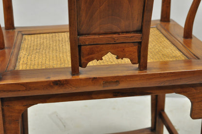 Antique Chinese Elm Hardwood Horseshoe Oriental Huanghuali Lounge Arm Chair