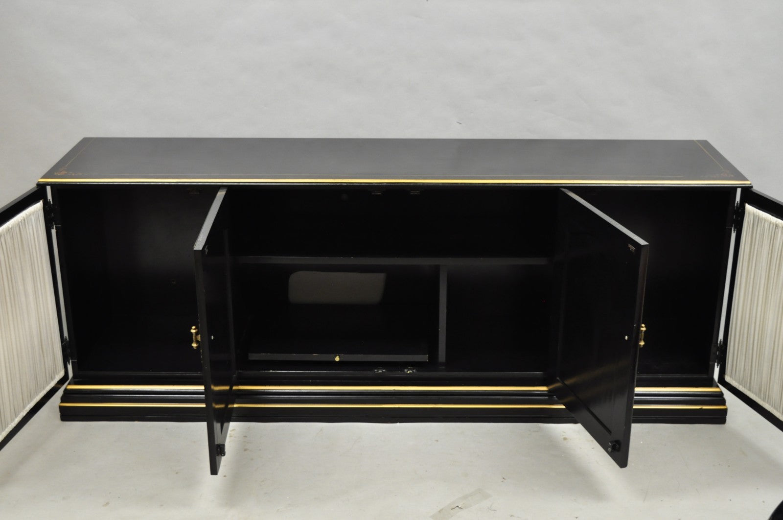 Habersham Chinoiserie Black Lacquer Credenza Buffet Media Entertainment Cabinet