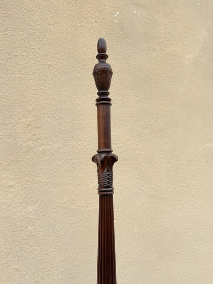 Henredon Georgian Chippendale Mahogany Queen Size Tall Carved Finial Poster Bed