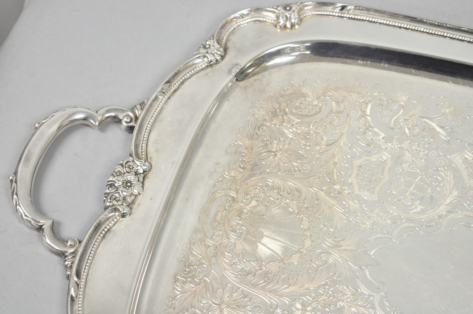 Vintage 1847 Rogers Bros "Remembrance" 9892 Silver Plated Serving Platter Tray