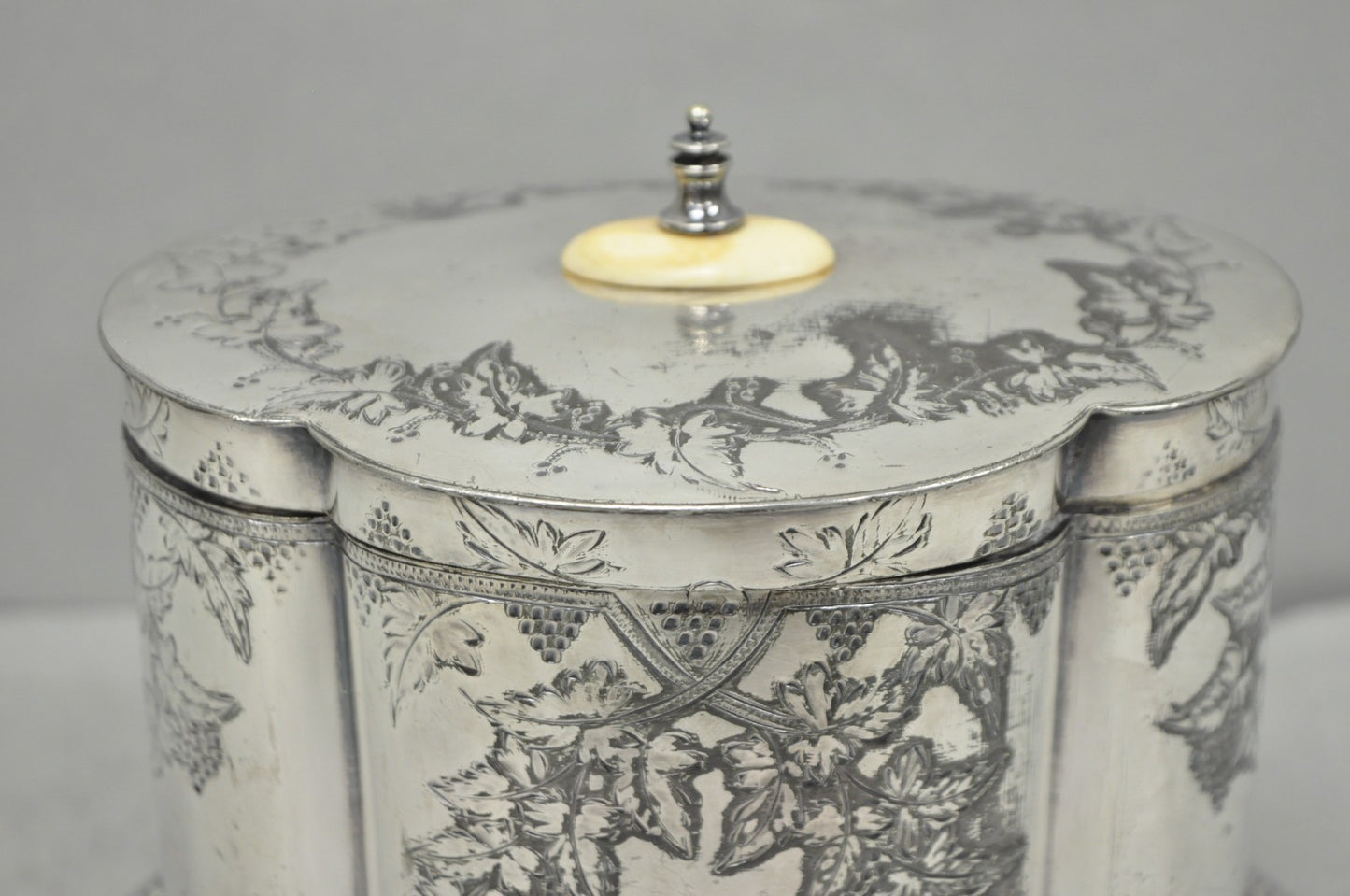 Antique Victorian Silver Plated Etched Footed Hinged Biscuit Barrel Jar on Stand