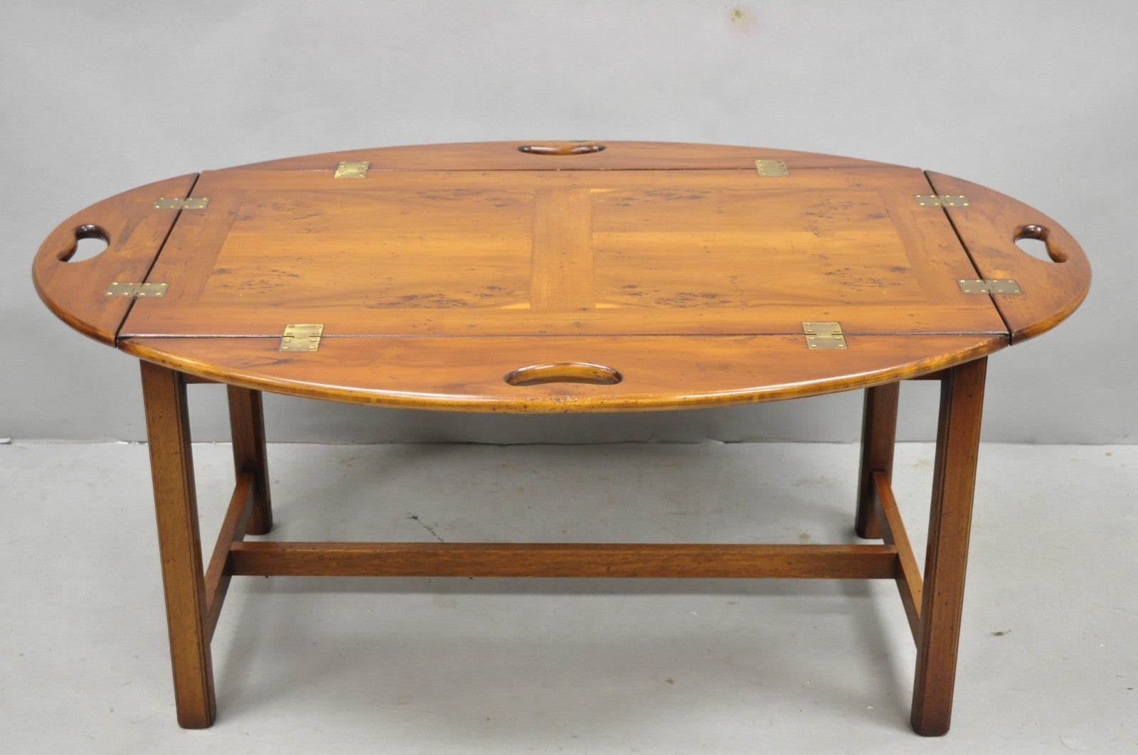 English Georgian Chippendale Mahogany Burl Wood Butlers Tray Top Coffee Table
