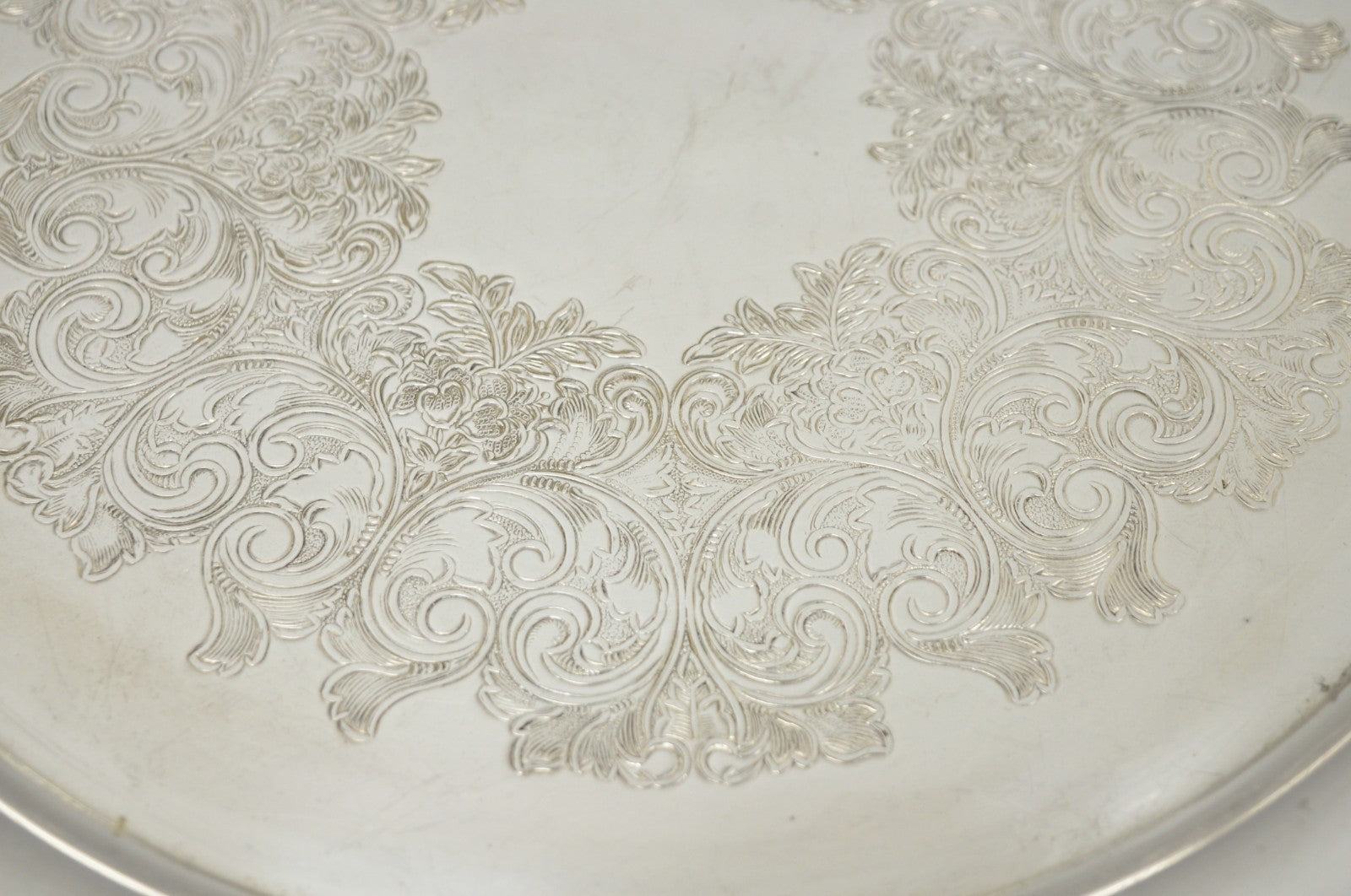 Vintage Victorian Style Round Silver Plated 15" Bar Serving Platter Tray