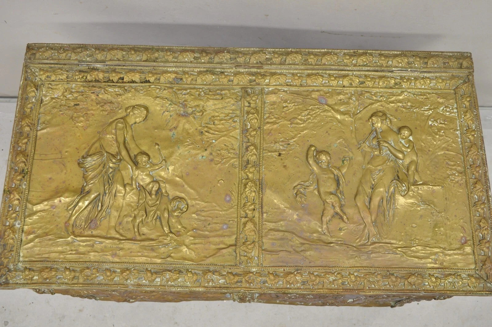 Antique English Victorian Brass Figural Repousse Coal Bin Storage Blanket Chest