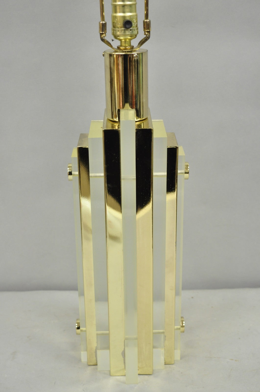 Vintage Mid Century Modern Lucite & Brass Cityscape Skyscraper Table Lamp