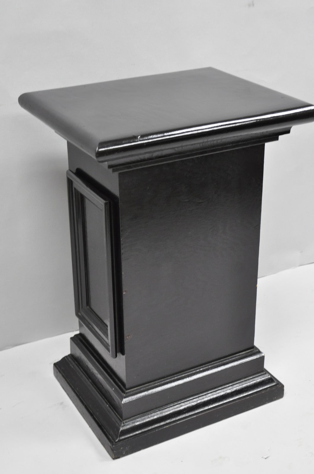 Vintage French Empire Style Black Lacquer Painted Pedestal Column End Table Pair