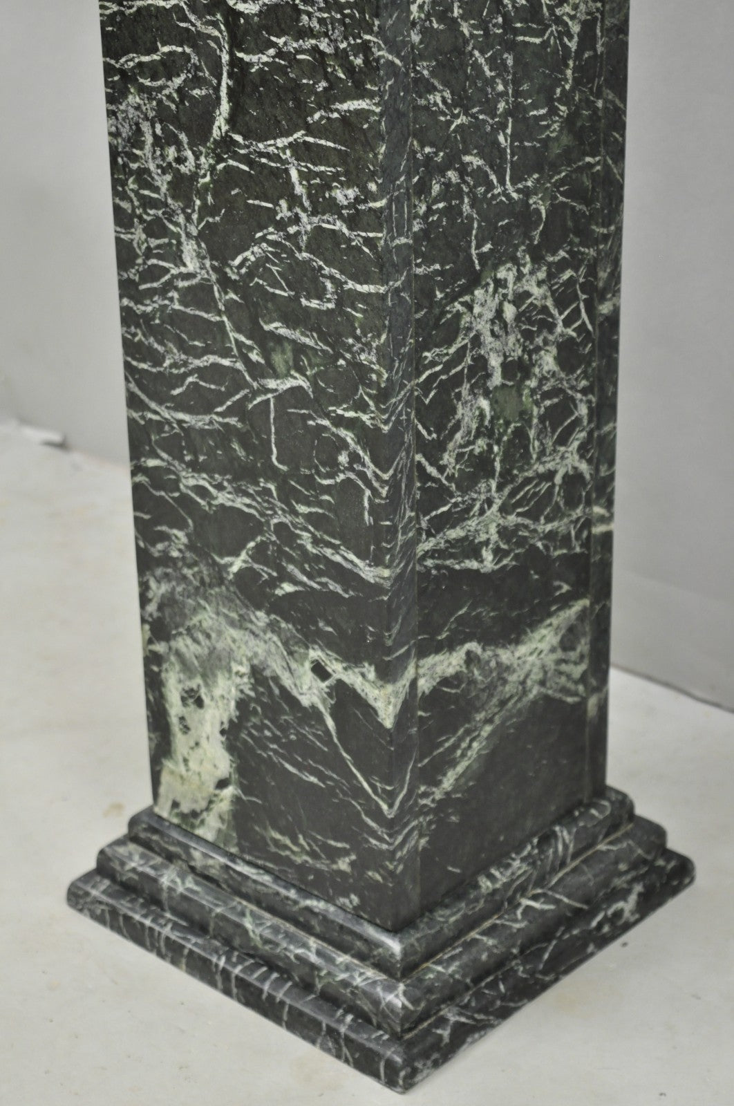 Vintage Italian Classical Style Dark Green Marble Square Column Pedestal Stand