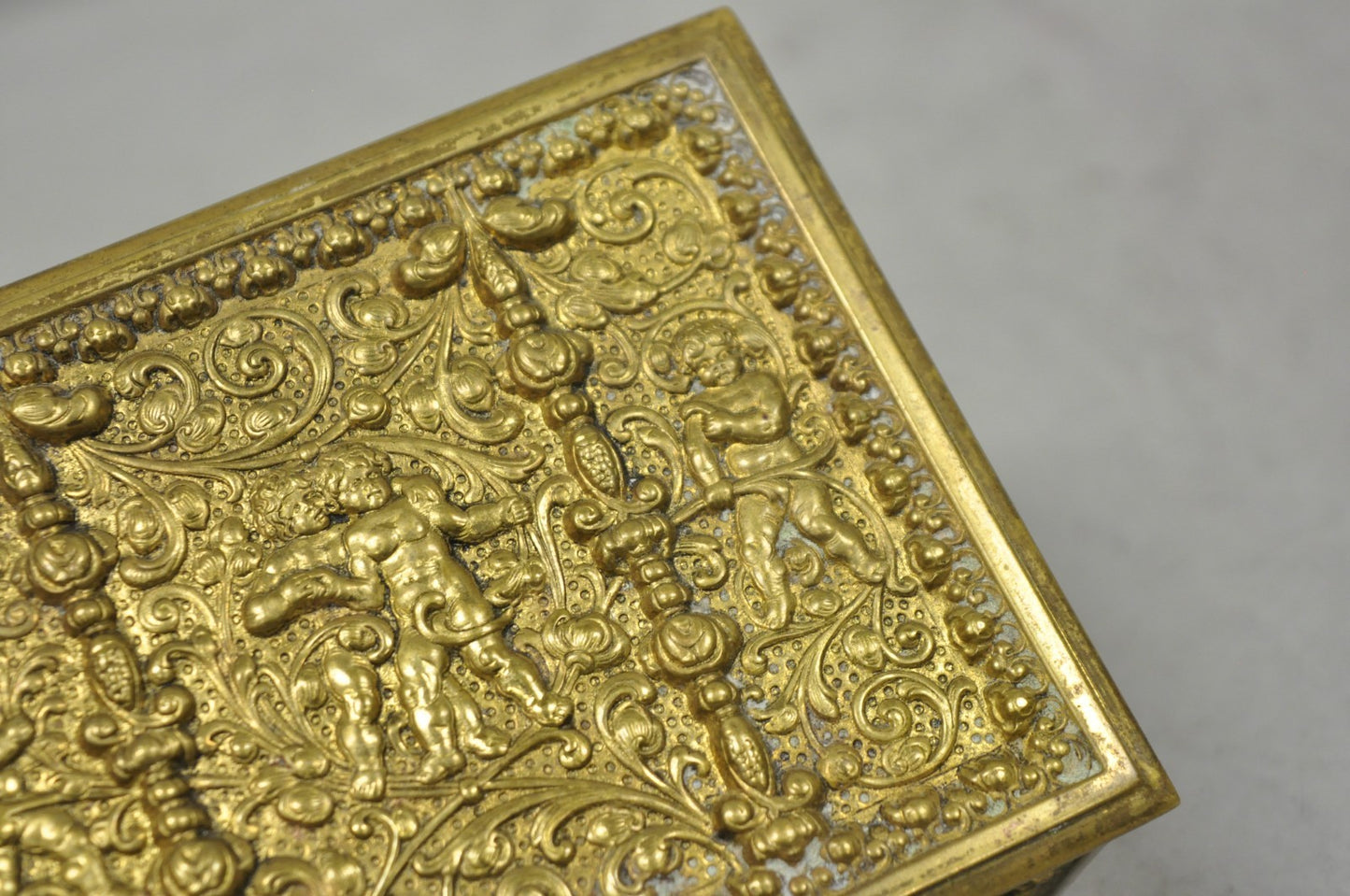 Antique Louis XV Style Brass Bronze Cherub Vanity Jewelry Tobacco Box Humidor
