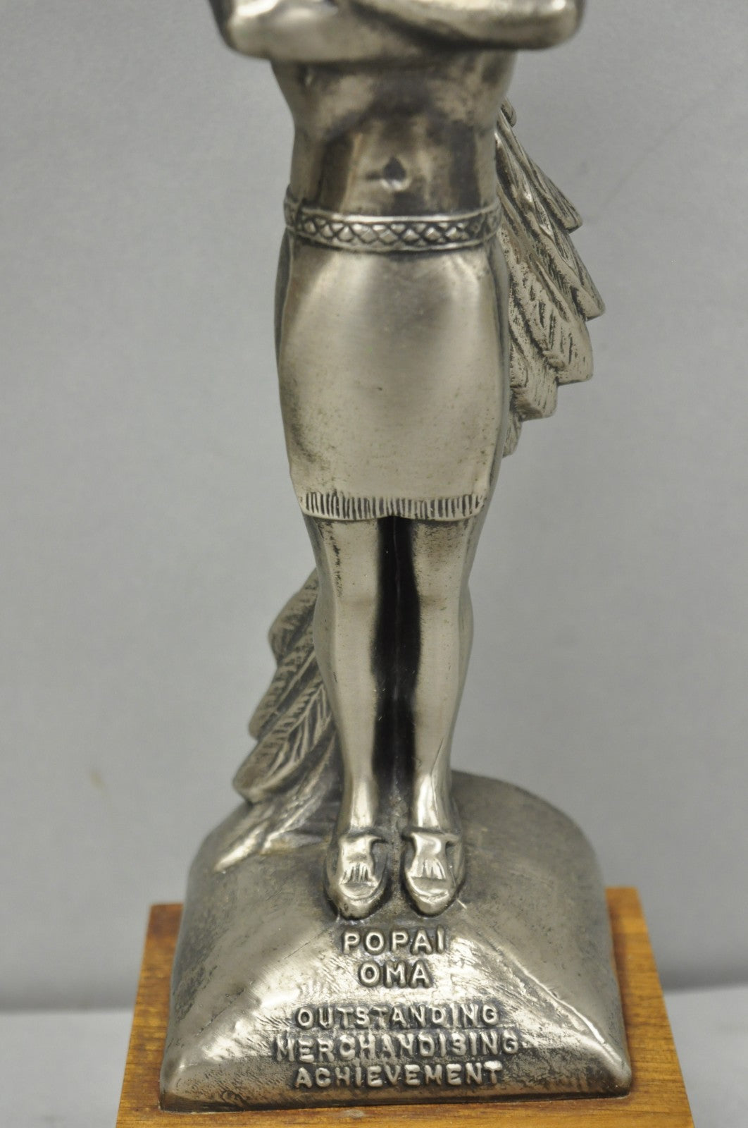 Vintage 1970s POPAI OMA Store Display Award Trophy Native American Chief Figure