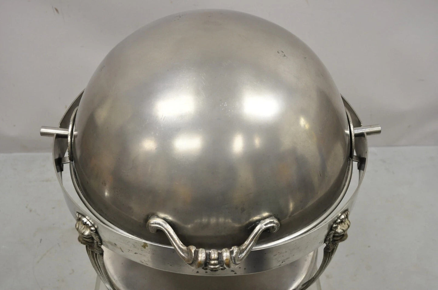 Vintage Regency Silver Plated Steel Round Catering Serving Chafing Dish w/ Lions