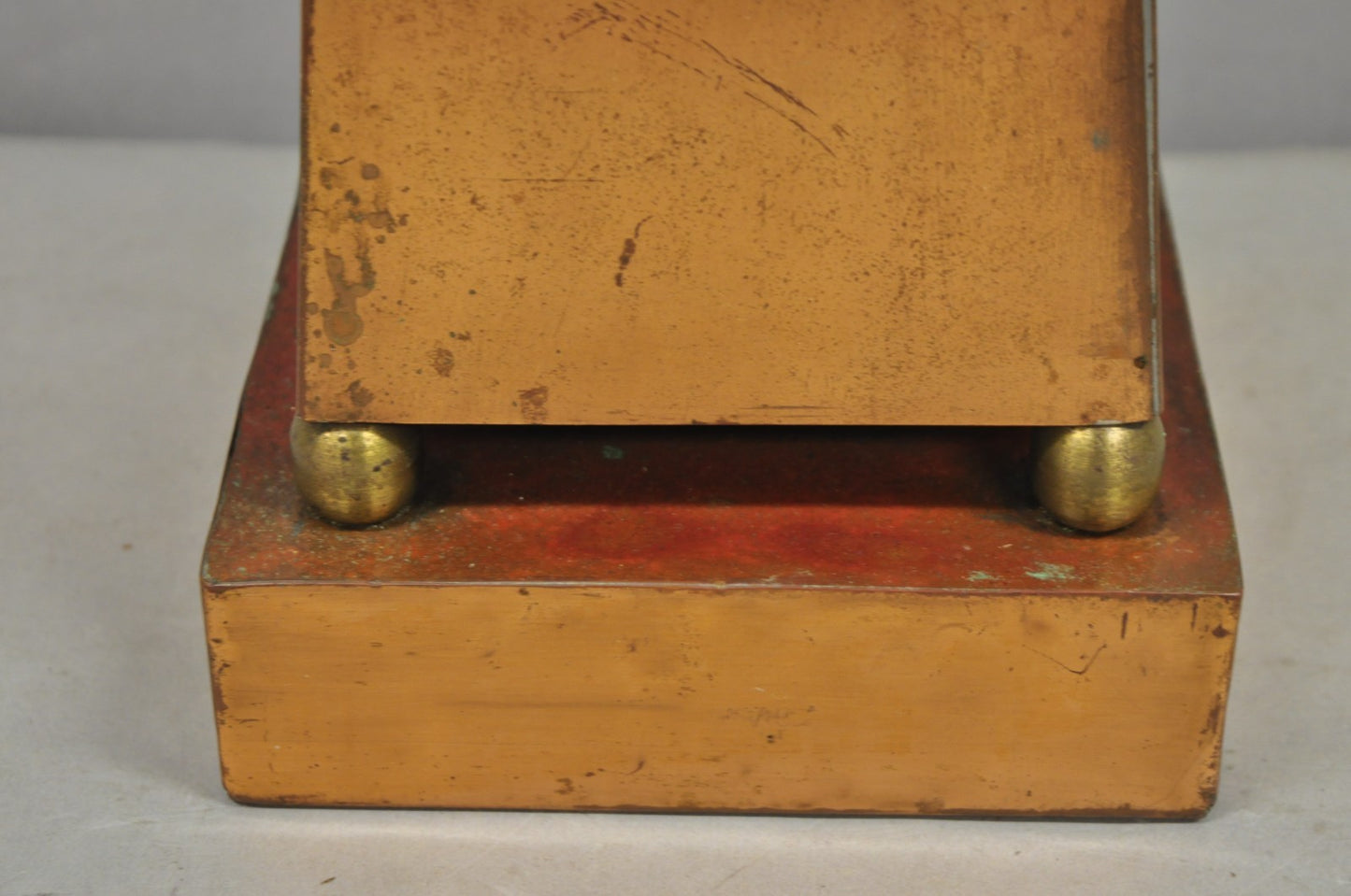 Vintage Architectural Mid Century Modern Copper Metal Obelisk Pyramid Table Lamp