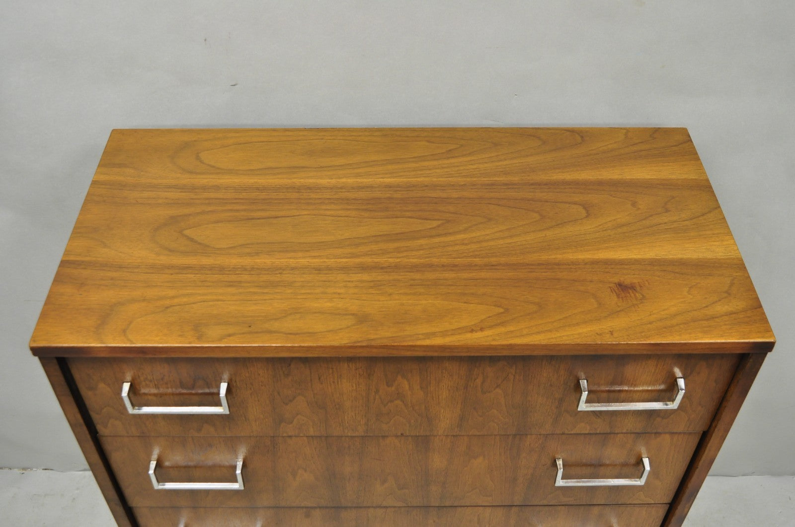 Vintage Mid Century Modern Walnut Veneer 4 Drawer Chrome Pull Tall Chest Dresser