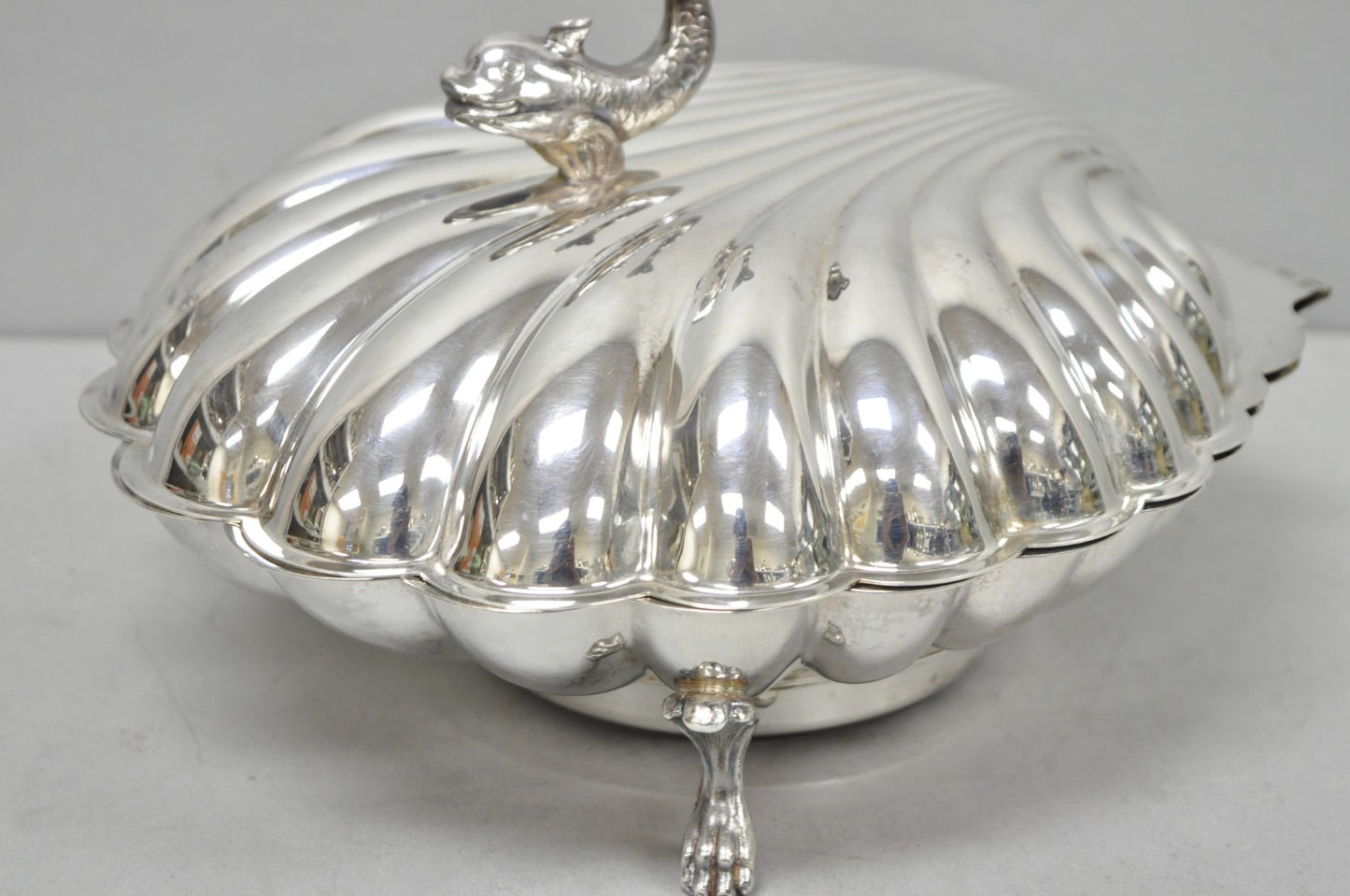 Vintage Eaton Silver Co Regency Silver Plated Clam Shell Warmer w Dolphin Handle