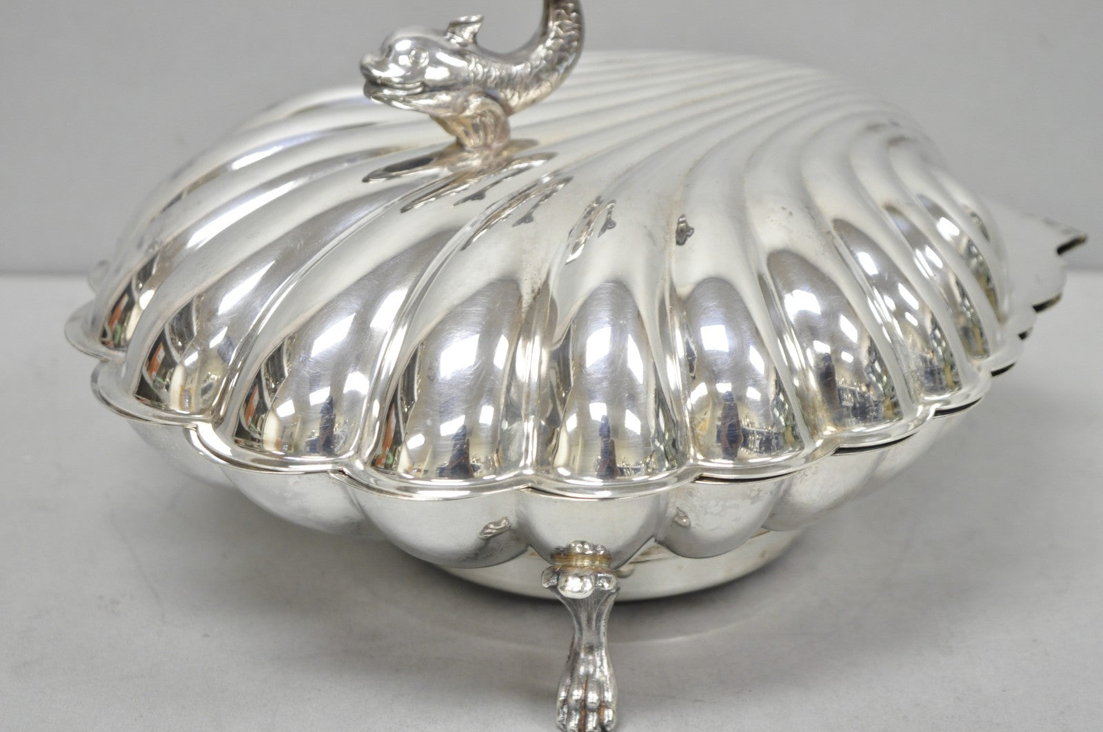 Vintage Eaton Silver Co Regency Silver Plated Clam Shell Warmer w Dolphin Handle