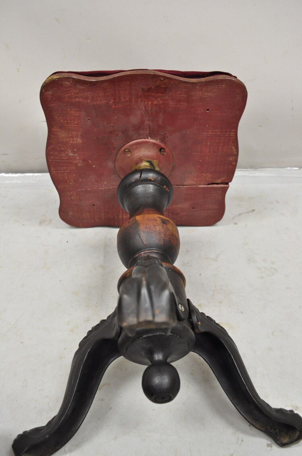 Antique American Victorian Cast Iron and Wood Tripod Pedestal Adjustable Stool