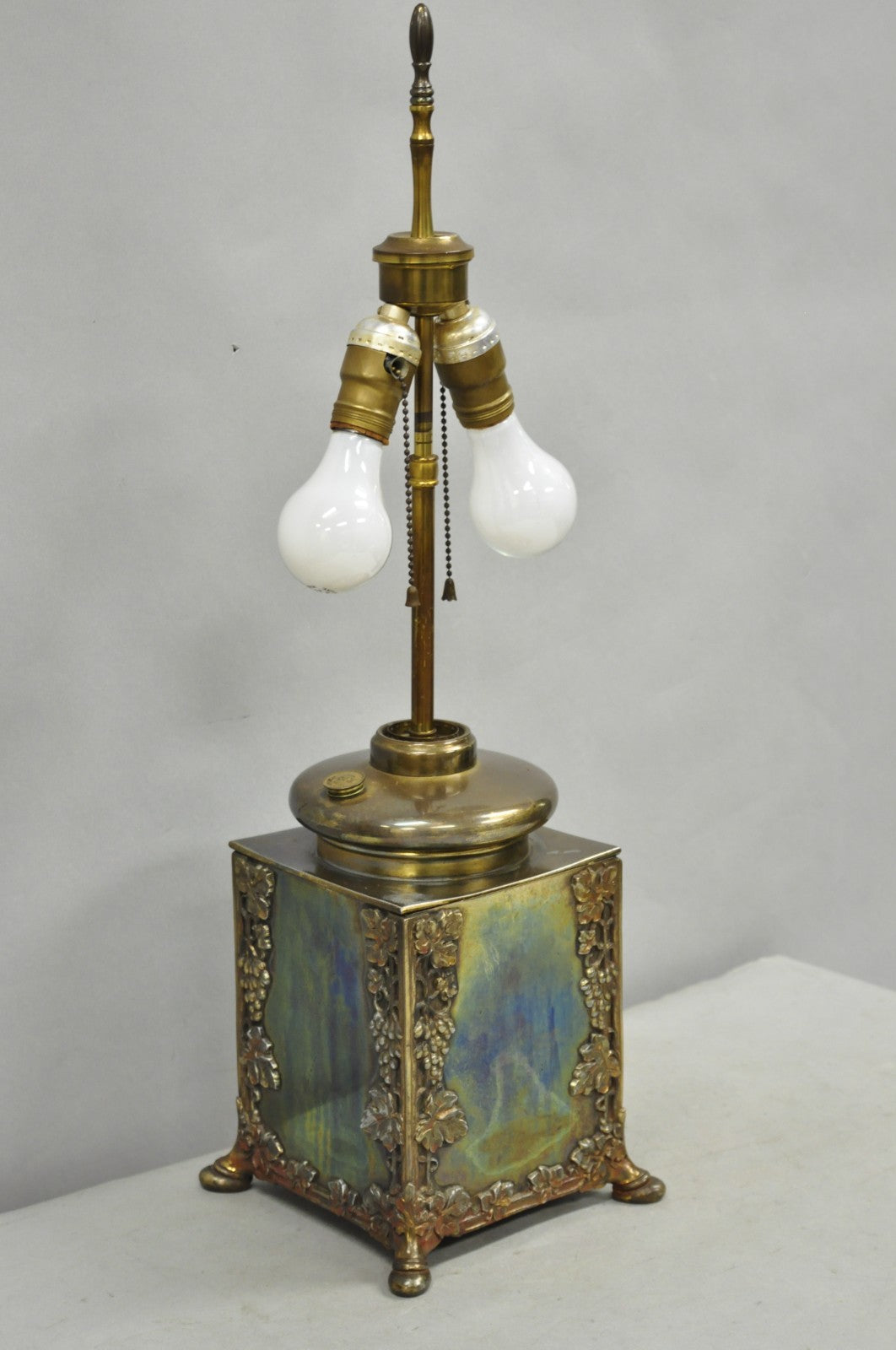 Antique French Art Nouveau Brass Maple Leaf Converted Oil Lamp Table Lamp