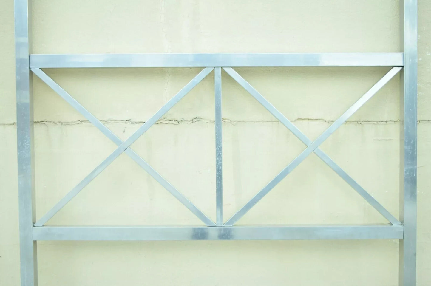Mid Century Modern Aluminum Metal Finial Post X-Frame Queen Size Bed Headboard