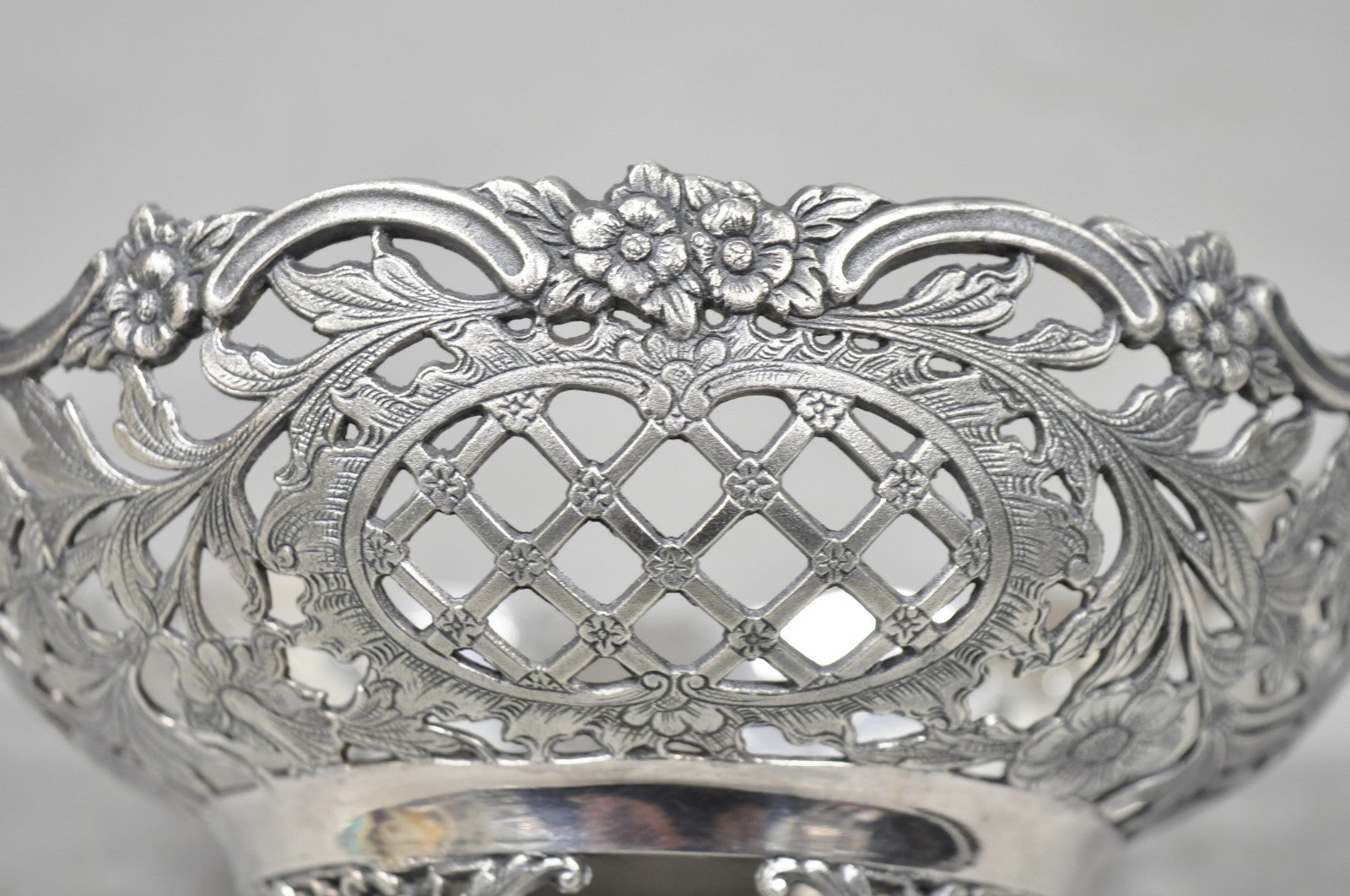 Vintage English Victorian Silver Plated Floral Pierced Small Nut Candy Dish