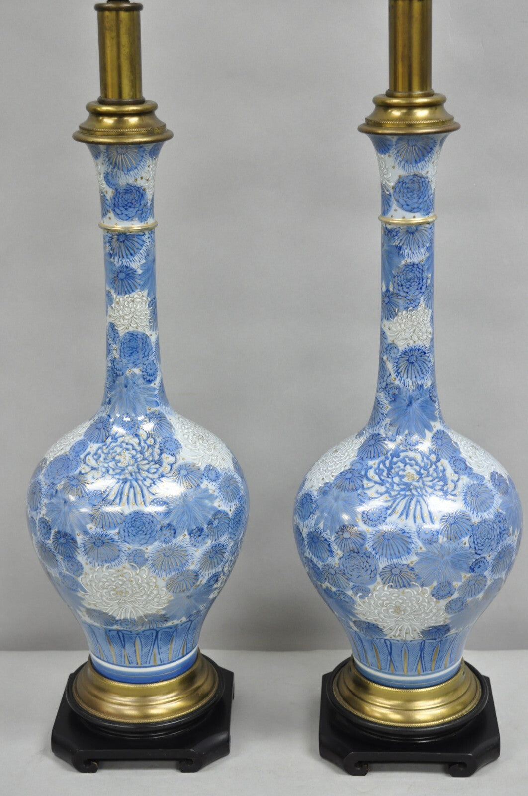 Vintage Paul Hanson Chinoiserie Blue Poreclain Flower Oriental Table Lamp Pair