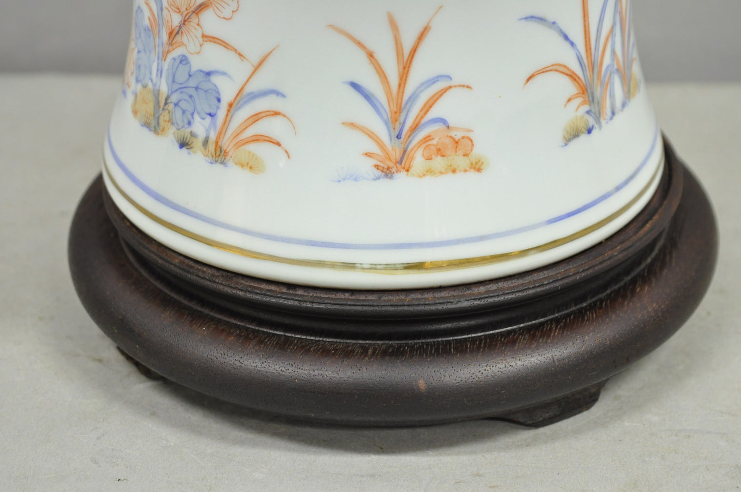 Japanese Imari Vase Oriental Blue Porcelain Armorial Ginger Jar Table Lamp