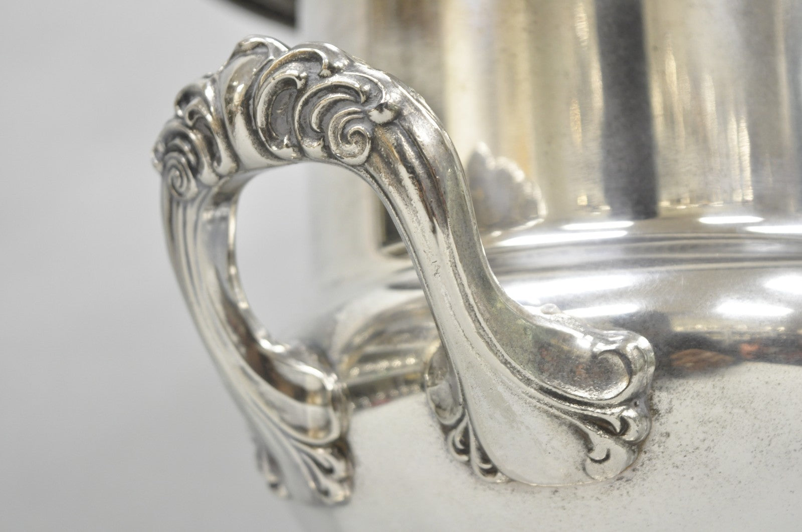 Vintage Leonard Silver Plated Trophy Cup Urn Champagne Chiller Bar Ice Bucket