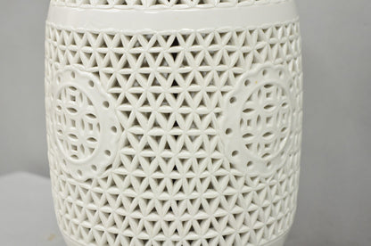Chinosierie Blanc de Chine White Porcelain Oriental Ginger Jar Table Lamp