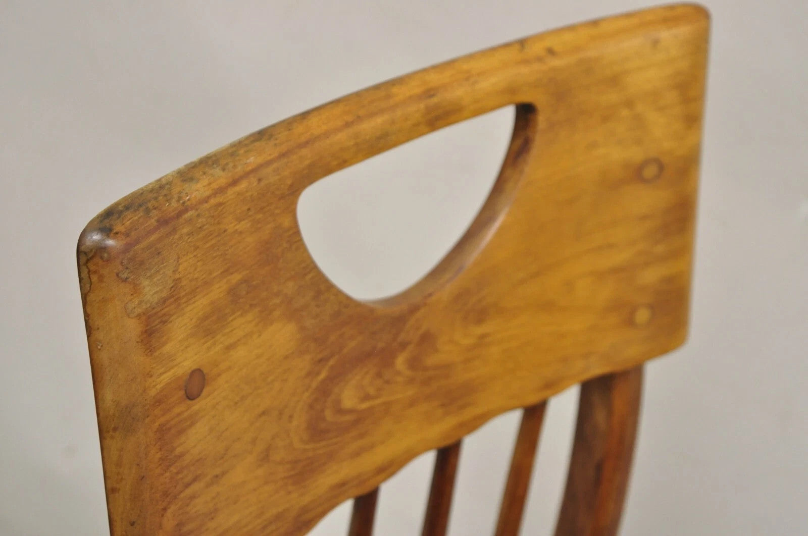 Vintage Sikes Co Maple Wood American Colonial Style Rocker Rocking Chair (B)