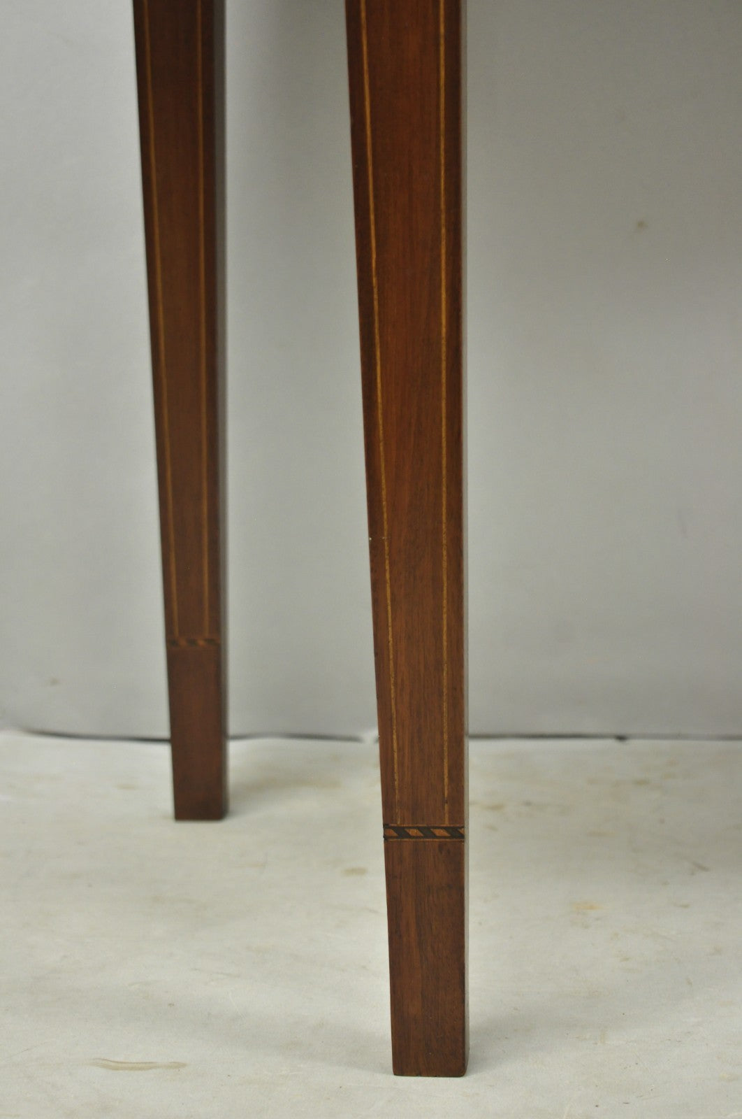 Antique Sheraton Federal Mahogany Urn Inlay Flip Serpentine Console Game Table
