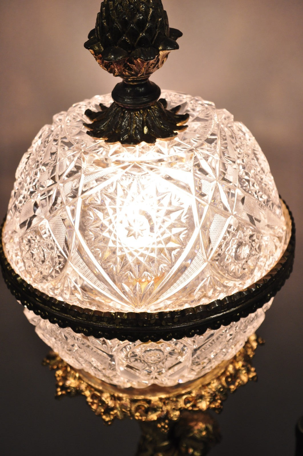 Vintage French Hollywood Regency Gold Cherub Crystal Glass Globe Table Lamp