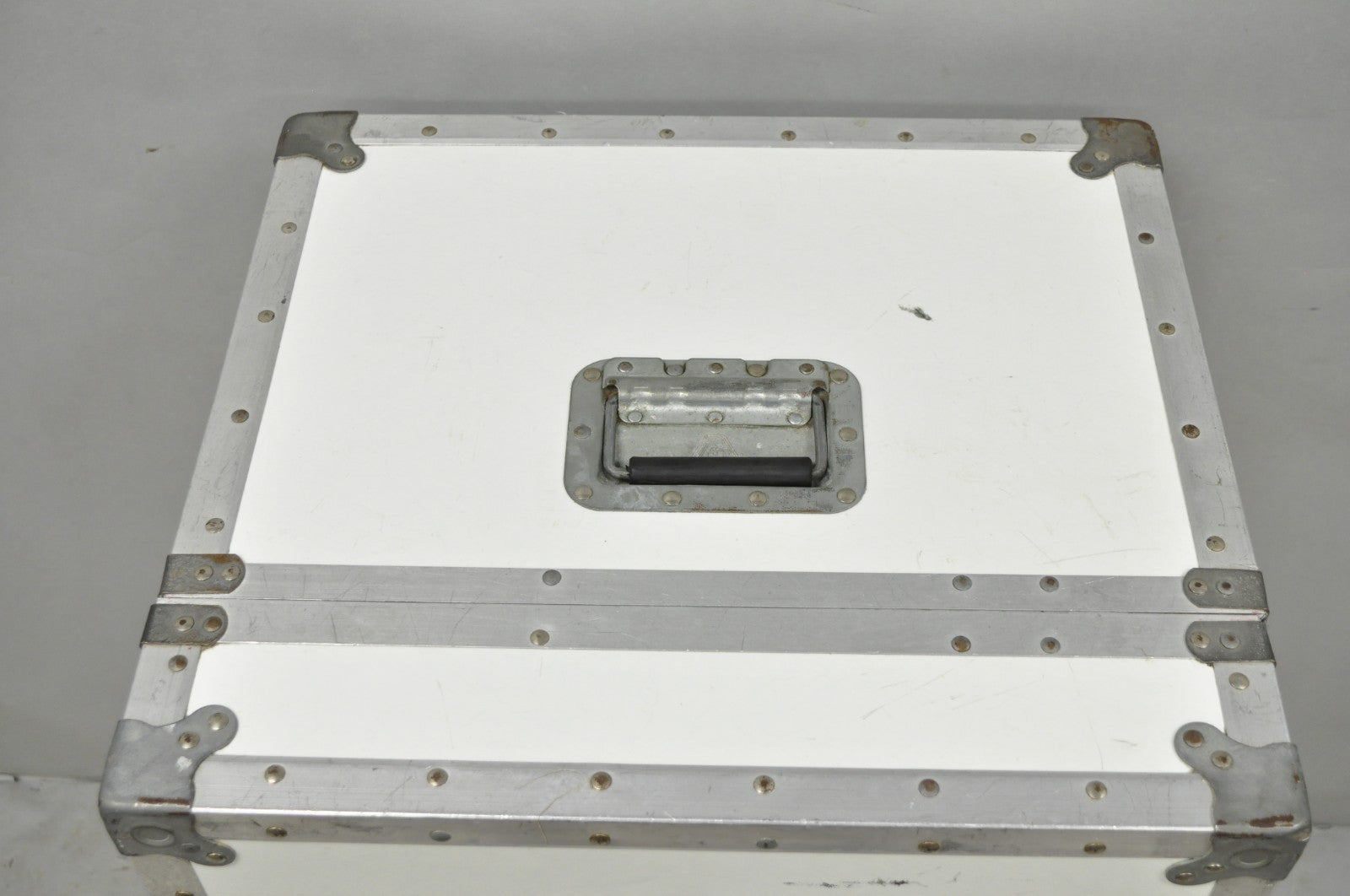 A&J 5 Drawer Road Case AA79-103 Rolling Production Hard Case Storage Trunk