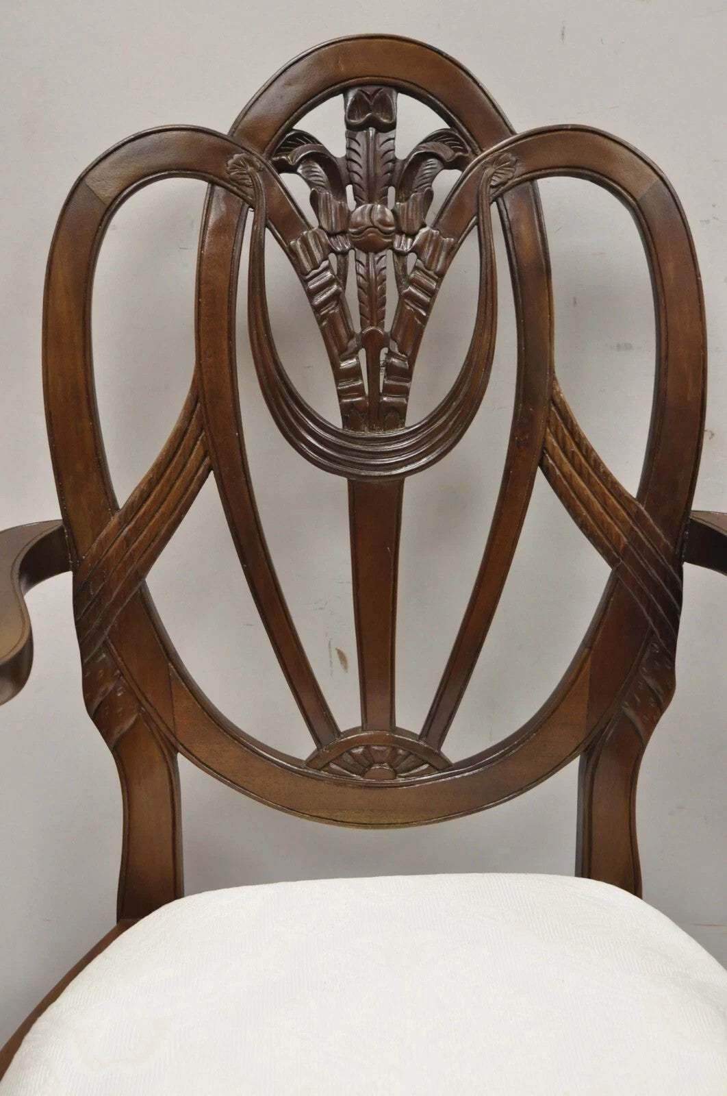 Hepplewhite Prince of Wales Plume Carved Shield Back Mahogany Dining Arm Chair