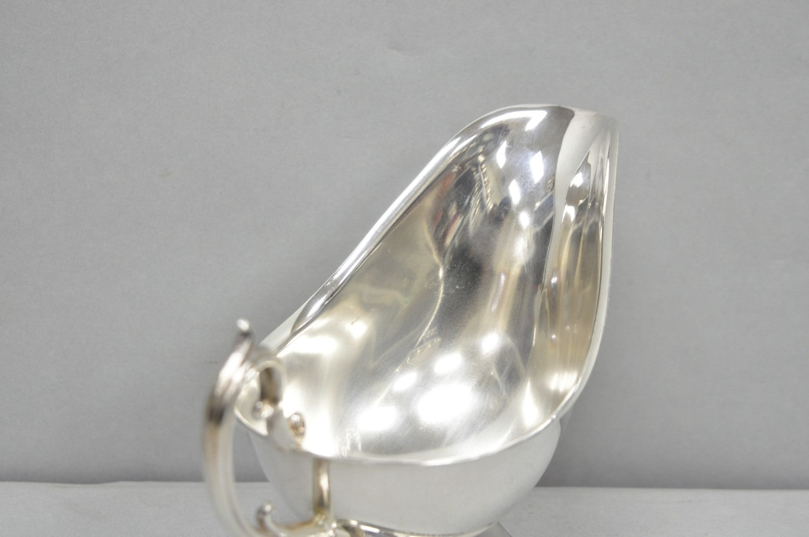 Vintage English Regency Style Silver Plated Gravy Sauce Boat with Handle