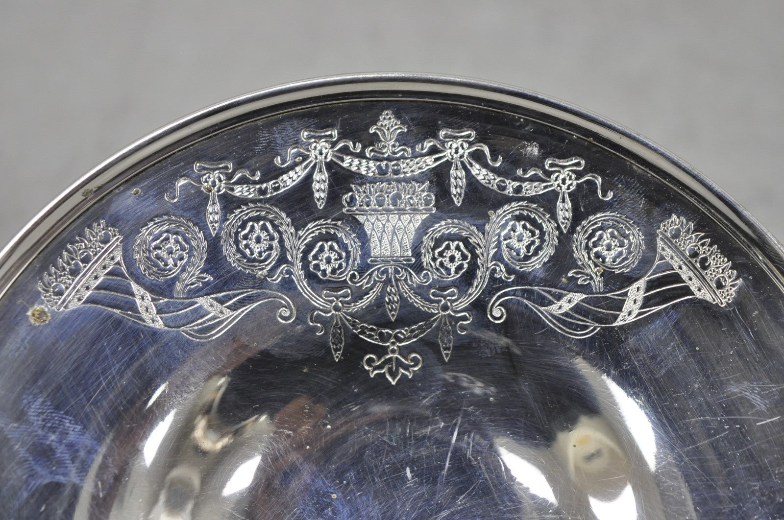 Victorian Middletown Silverware Silver Plated Pedestal Candy Dish Compote